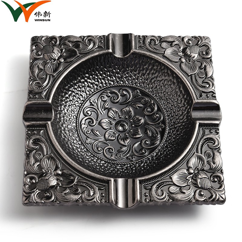 Metal ashtray